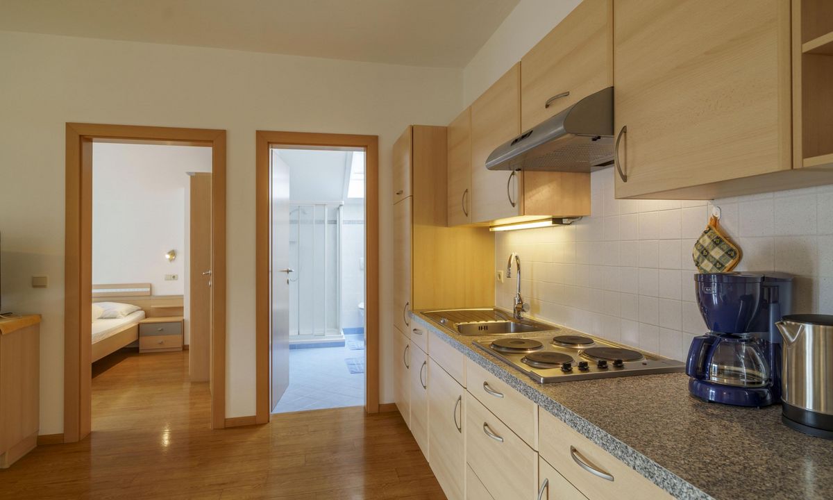 Ferienwohnung Wieserhof Andrian Appartement Nr. 11 Typ B mit moderner Einrichtung und gemütlichem Wohnbereich